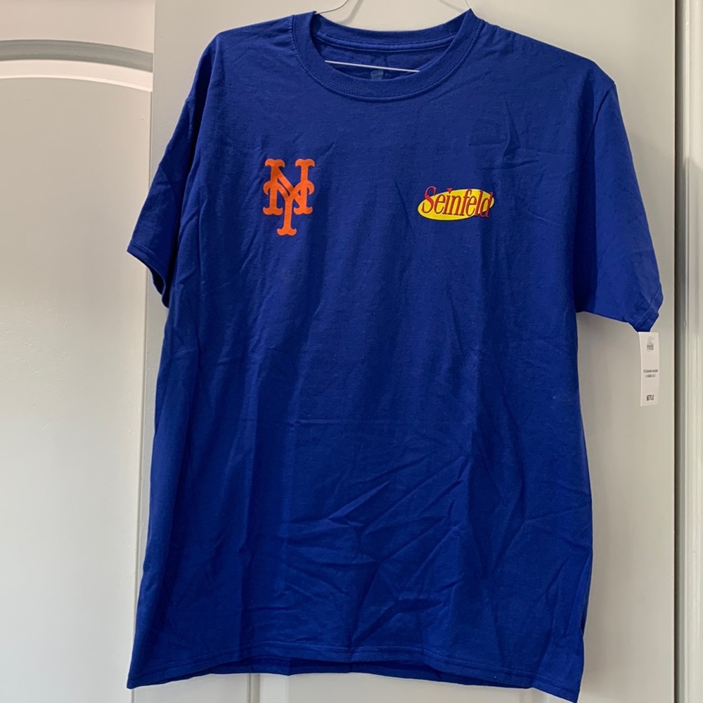 BRAND NEW HANES T SHIRT